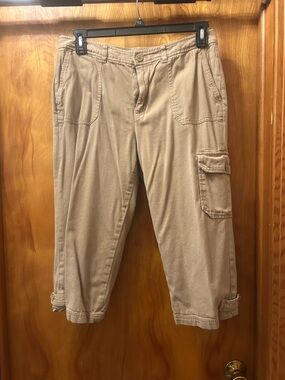 Chaps Beige Women's Cargo Capri Pants